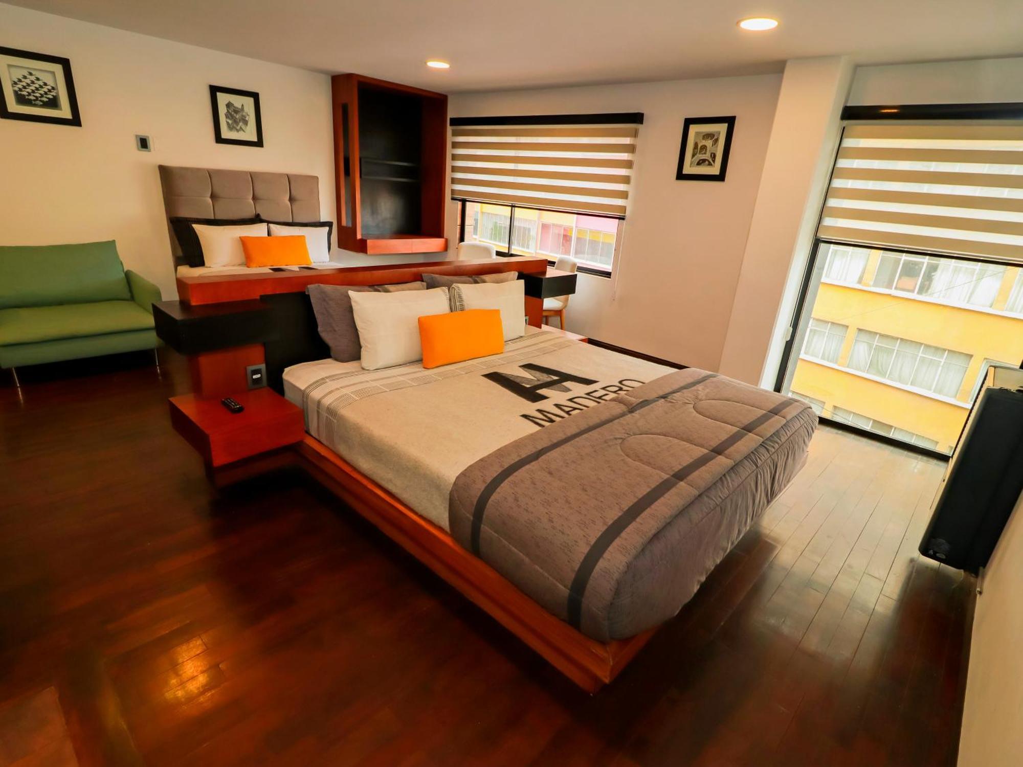Hotel Madero & 4*